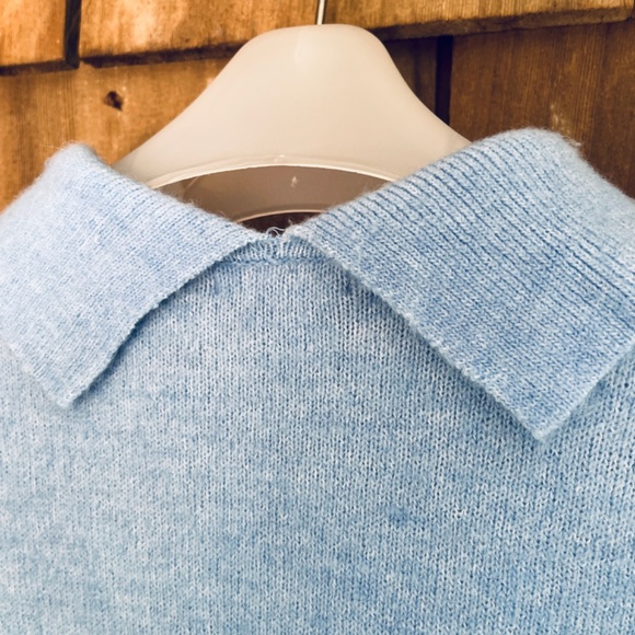H&M Sweater Womens Size M Blue Wool Blend Rhinestone Flower Buttons SS Collar - Picture 13 of 14